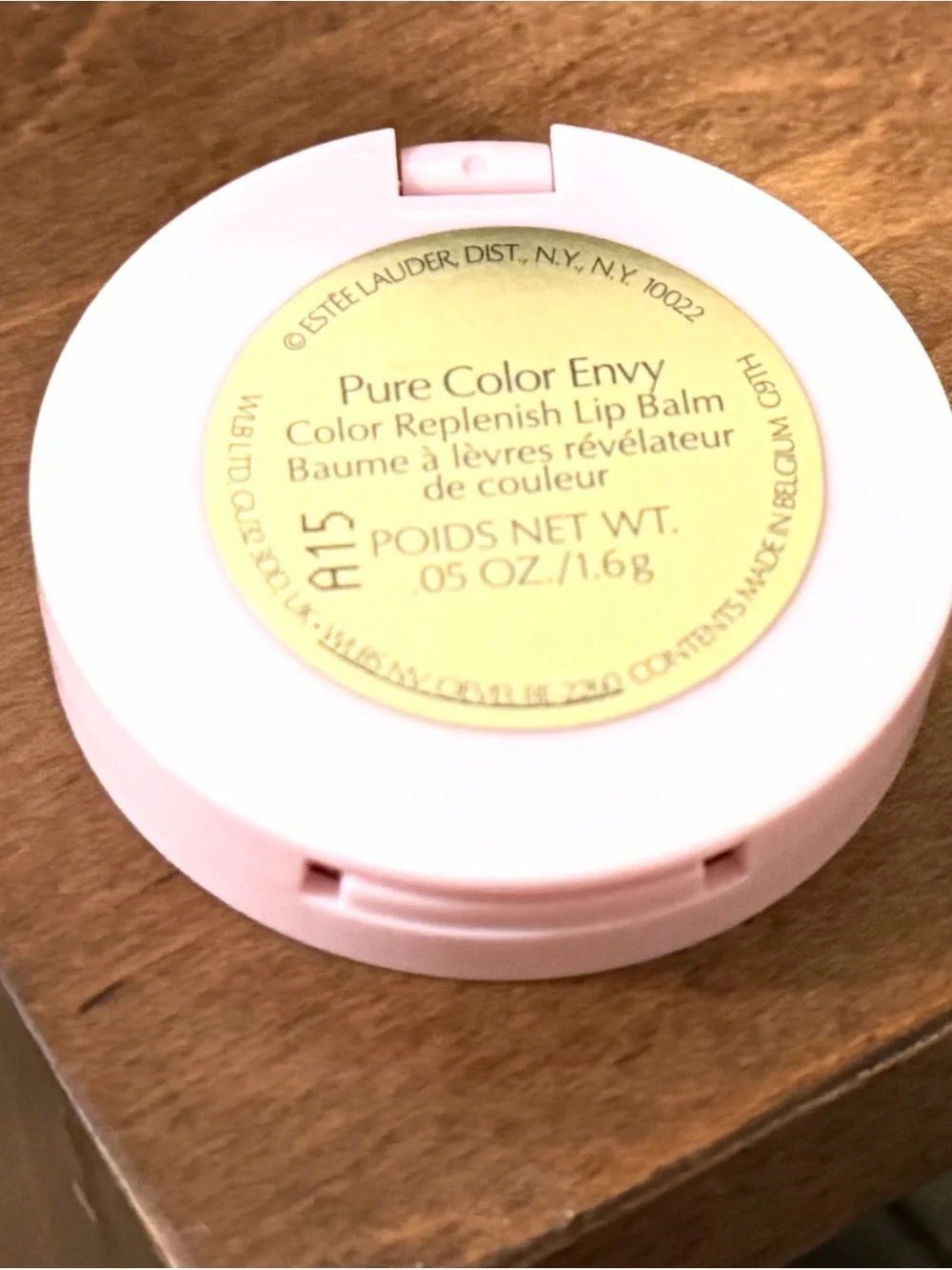 Estée Lauder Nourishing  Pure Color Envy Color Replenish Lip Balm W Mirror1.6gms